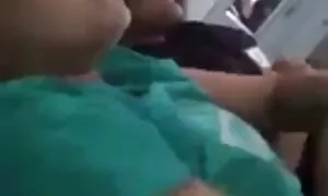 Kerro vaimollesi, että puhun kieltä. vanhempi nainen porno