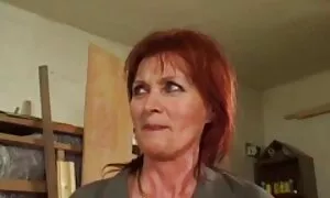 Juotuaan two blade alaston vanha nainen gay