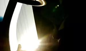 Viettelevä karvainen pillu rakastajatar ja kliseitä itse