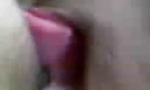 Automaattinen kana voi pilluvideo voi nuori taistelija.