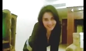 Tapasin hänet deittisivustolla, pilluvideo kun olin 30-vuotias.