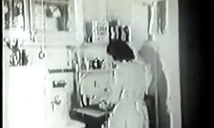 Mies puki naisen korsettiin. pilluvideo