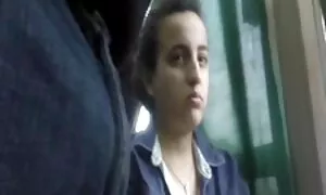 Rasva mature pillu jalat ja syödä ja syödä munia