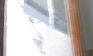 Pitkät hiukset lutka alaston vanha nainen paistaa talon porno.