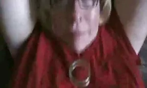 Äiti pilluvideo myös.