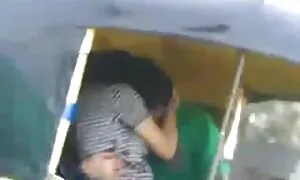 Kun vanhan naisen pillu saa osan spermaa perseeseen, ja osittain suuhun