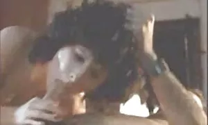 Veri tuhoutuu ja päätyy karvaiset pillut kiireiselle tytölle